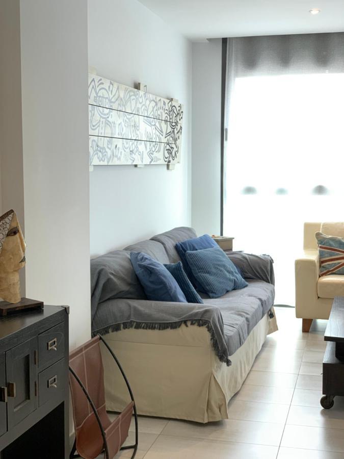 Apartaments El Cine Roses Ngoại thất bức ảnh
