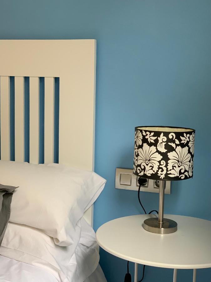 Apartaments El Cine Roses Ngoại thất bức ảnh